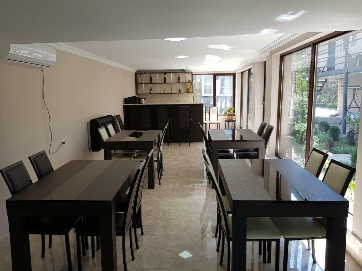 The Kiwi House Hotel Lagodekhi Ngoại thất bức ảnh