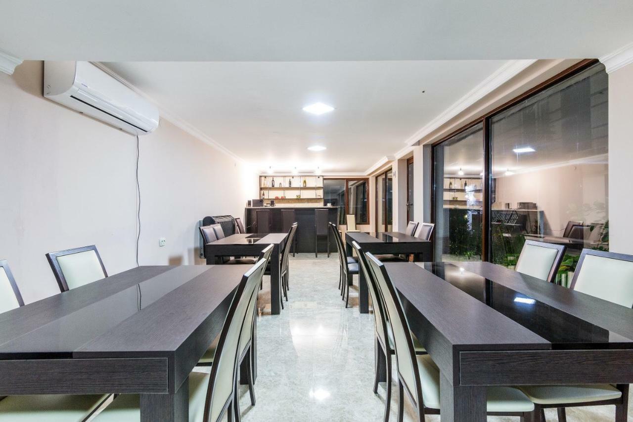 The Kiwi House Hotel Lagodekhi Ngoại thất bức ảnh